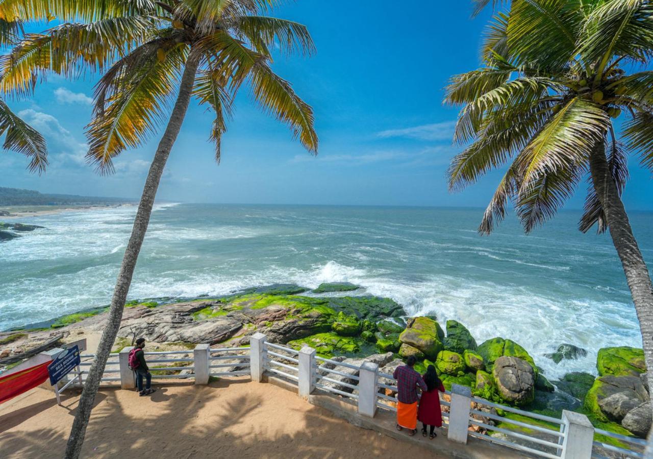 Pop Tavern Kovalam Beach Villa By Voye Homes ภายนอก รูปภาพ