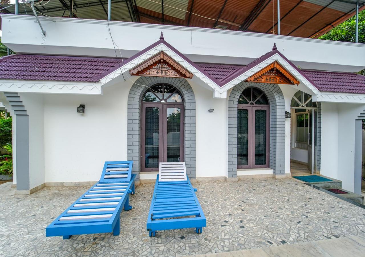 Pop Tavern Kovalam Beach Villa By Voye Homes ภายนอก รูปภาพ